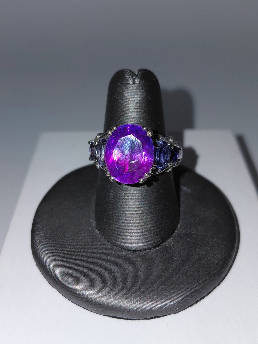 Large Oval Canela Amethyst Set In SS Filigree Scroll Setting Sz 7 7.25